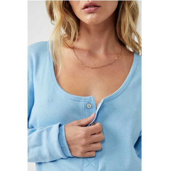 🎉LAST CHANCE🎉 FREE PEOPLE Weekend Vibe Pullover / Chambray - Picture 4 of 5